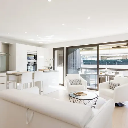 Carlton Area Xxl Luxe 1 Bed With Large Terrace Cannes